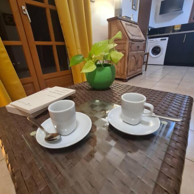 Ti Sucrier Jaune - Douceur Caraibe Vue Mer Le Carbet Ngoại thất bức ảnh